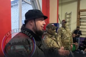 Встреча в клубе Торнадо